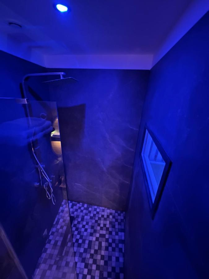 지보르 Chic & Jacuzzi 아파트 외부 사진